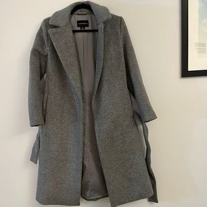 Stunning Club Monaco grey wool coat in mint condition